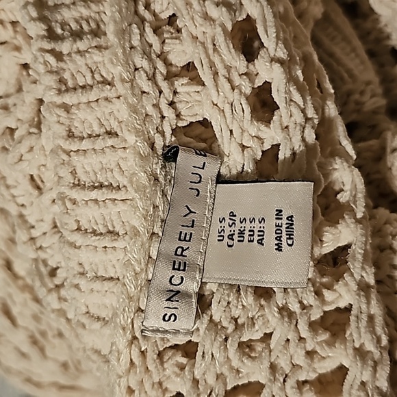 Sincerely Jules Open Knit Long Sleeve Sweater Size Small Creme - Picture 3 of 4